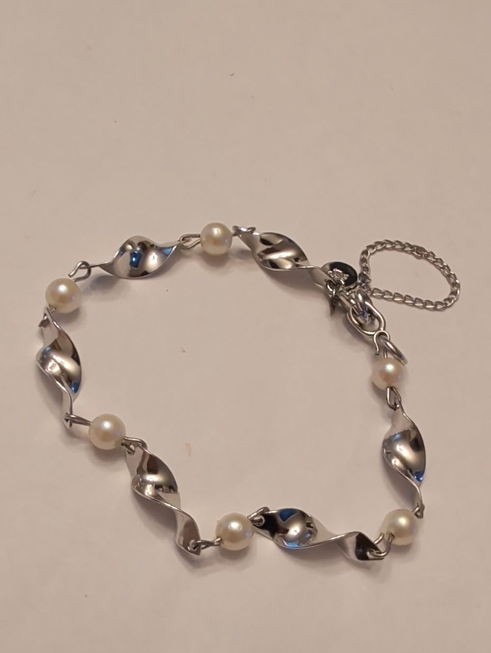 Sterling Silver Pearl Twisted Bar Faux Pearl Bracelet